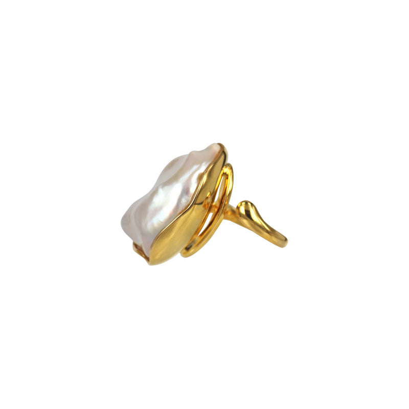 Baroque Pearl Ring in Yellow